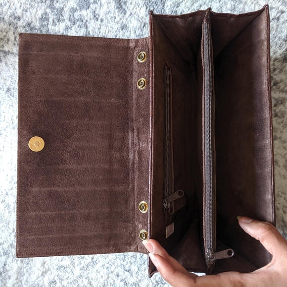 Genuine Eel Skin Clutch w/ Wallet - Picture 4 of 11